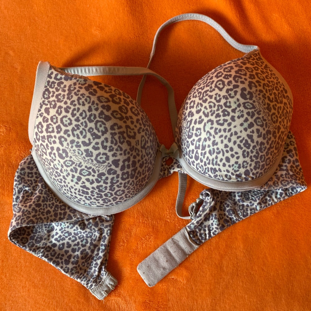 Body by Victoria Secret perfect shape 34C